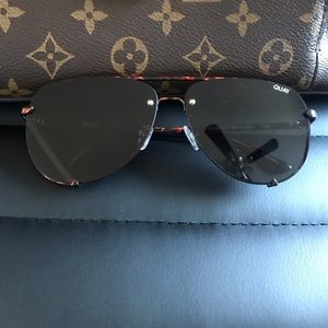 Limited Edition Quay High Key Black Tortoise